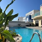 Wellnesshouse Oda ve Kahvaltı Atouguia Da Baleia
