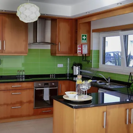 Wellnesshouse Bed & Breakfast Atouguia Da Baleia